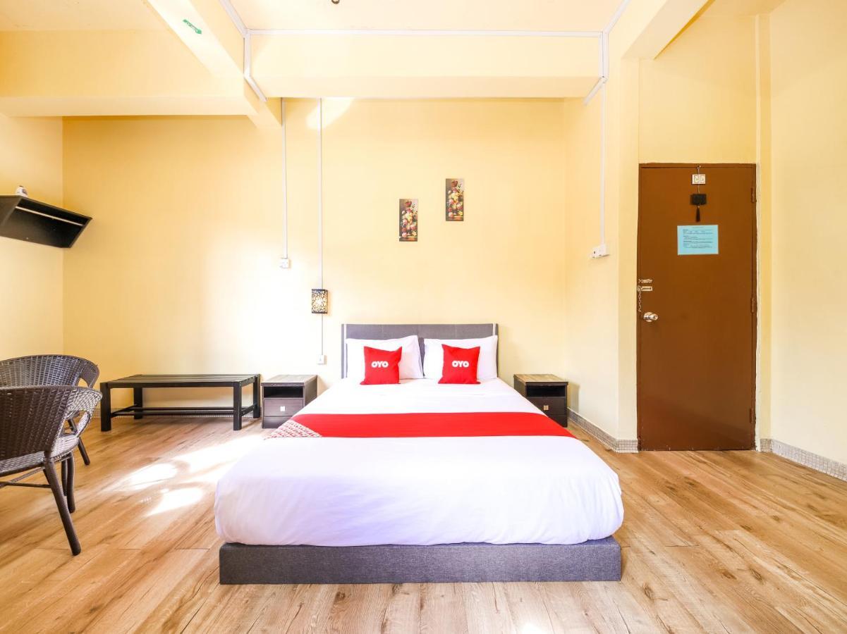 Oyo 703 Myra Hotel Mersing Eksteriør bilde